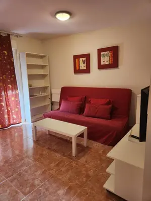 Zona de estar de Ático dúplex con piscina privada y vistas al mar!